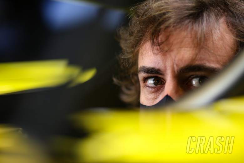 Fernando Alonso (ESP) Renault F1 Team RS20.