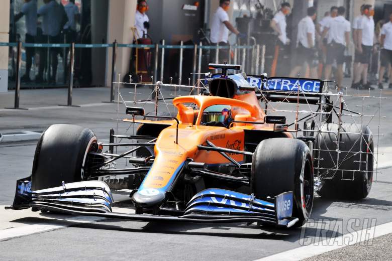 Daniel Ricciardo (AUS) McLaren MCL35M leaves the pits.