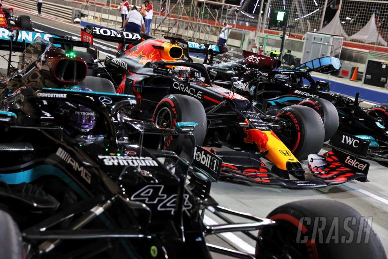 Lewis Hamilton (GBR) Mercedes AMG F1 W12; Max Verstappen (NLD) Red Bull Racing RB16B; and Valtteri Bottas (FIN) Mercedes AMG F1 W12 in qualifying parc ferme.