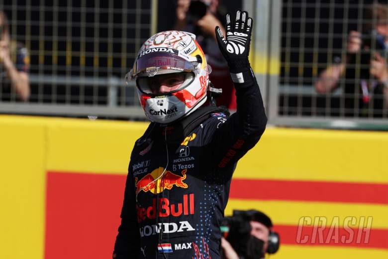 Max Verstappen (NLD) Red Bull Racing wins the sprint race and claims pole position.