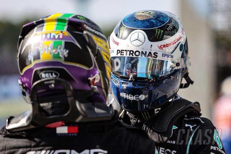 Race winner Lewis Hamilton (GBR) Mercedes AMG F1 celebrates with team mate Valtteri Bottas (FIN) Mercedes AMG F1 in parc ferme.