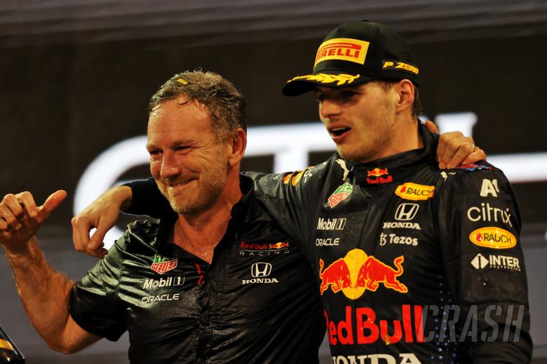 (L to R): Christian Horner (GBR) Red Bull Racing Team Principal celebrates on the podium with race winner and World Champion Max Verstappen (NLD) Red Bull Racing.