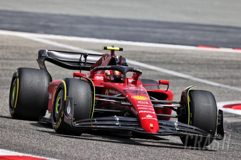 Carlos Sainz Jr (ESP) Ferrari F1-75.