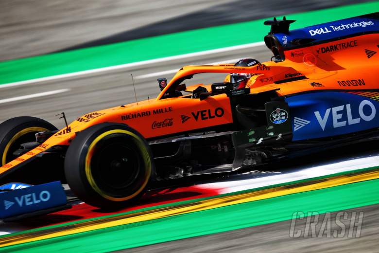 Sainz handed new McLaren F1 chassis for Spain after cooling issue