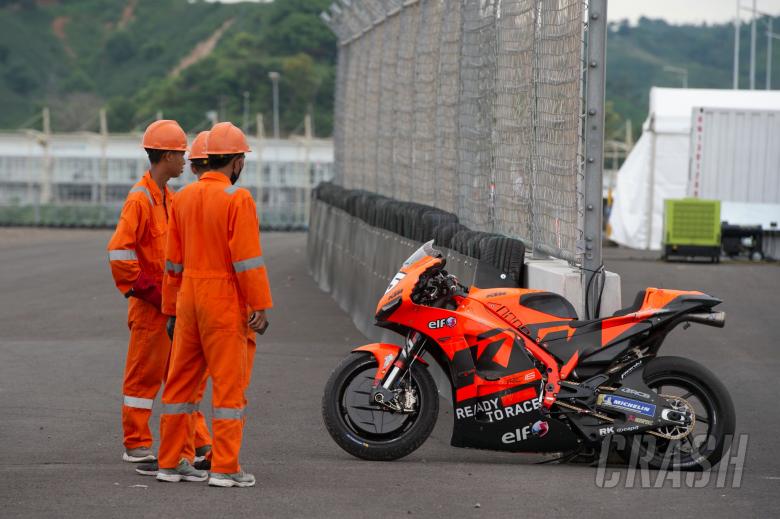 Raul Fernandez crashed bike, Indonesia MotoGP test, 12 February 2022