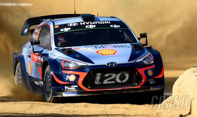 Neuville extends Portugal lead as Meeke crashes out