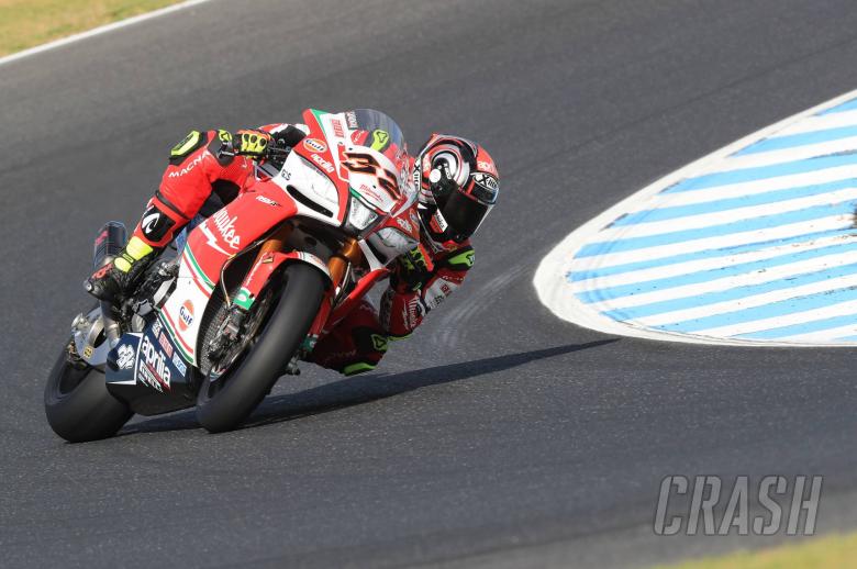 Savadori Out Of 18 World Superbike Opener With Injury World Superbikes News