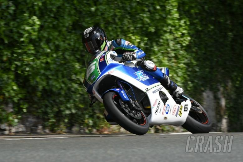 Southern 100: Rain and red flags hit opening race