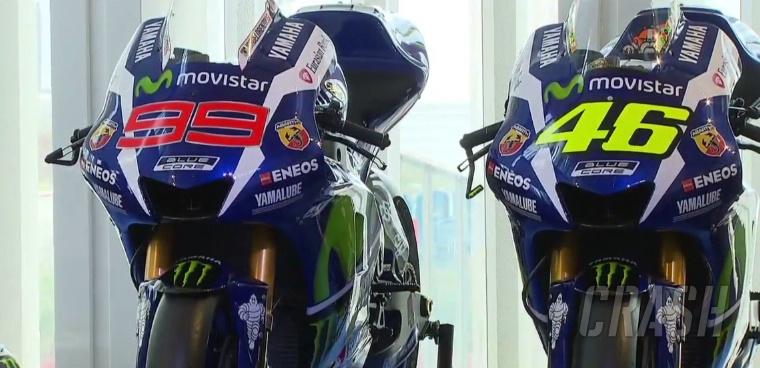 FIRST LOOK: Rossi, Lorenzo unveil 2016 Yamaha