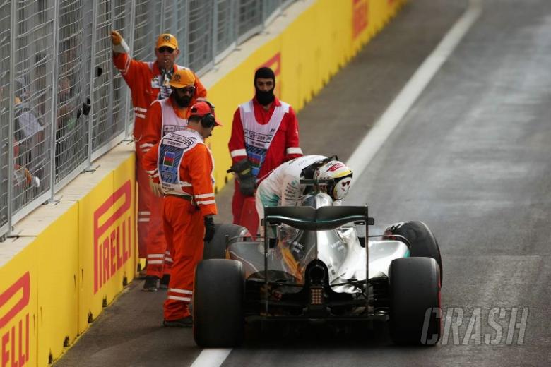'Zero rhythm' as Hamilton takes blame for crash