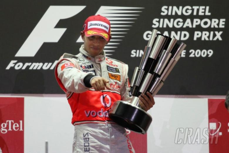 Lewis out to end 'fantastic year' with last KERS win