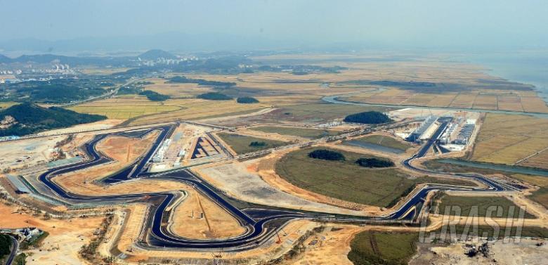Drivers express concerns over 'dangerous' Korean pit entry