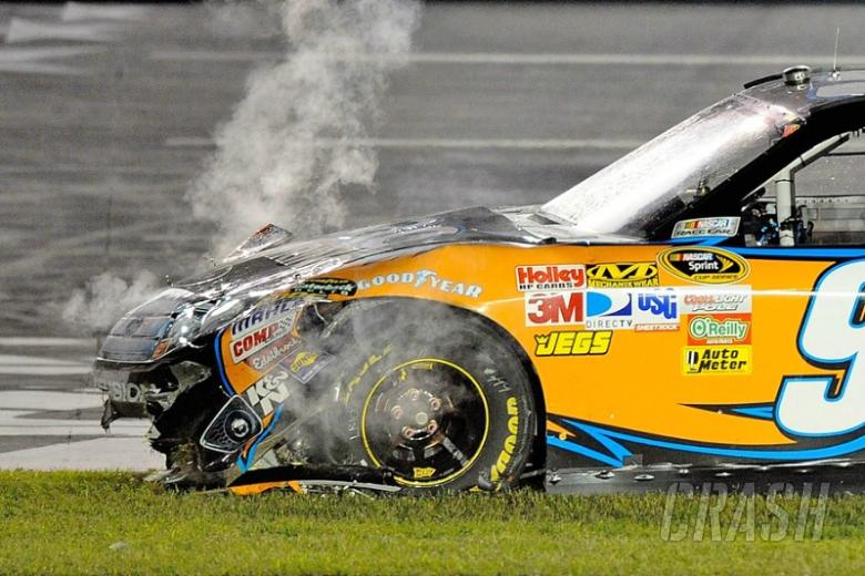 The mystery of Carl Edwards' wreck