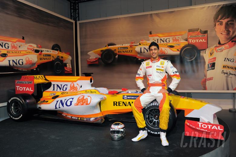 Adam Khan - ING Renault R29 [pic credit: Renault F1]