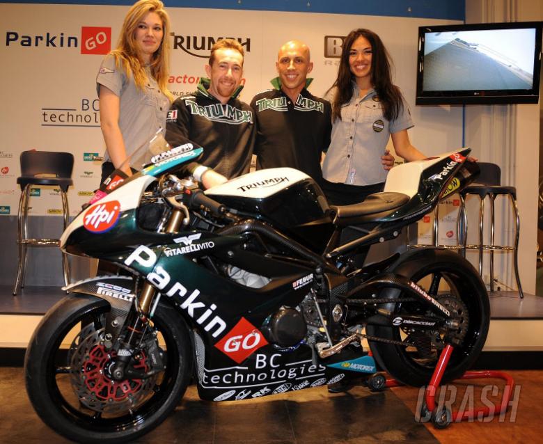 Garry McCoy and Gianluca Nannelli launch Triumph BE1s 2009 WSS campaign.