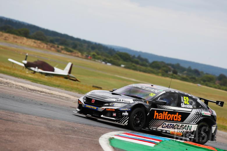 Gordon Shedden (GBR) - Halfords Racing with Cataclean Honda Civic Type