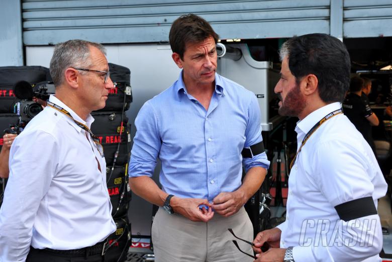 (L to R): Stefano Domenicali (ITA) Formula One President and CEO with Toto Wolff (GER) Mercedes AMG F1 Shareholder and