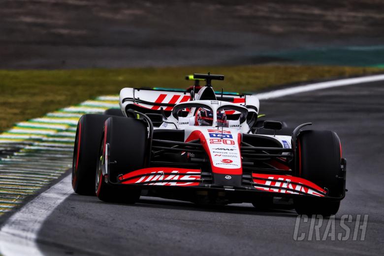 Kevin Magnussen (DEN) Haas VF-22. Formula 1 World Championship, Rd 21, Brazilian Grand Prix, Sao Paulo, Brazil, Qualifying