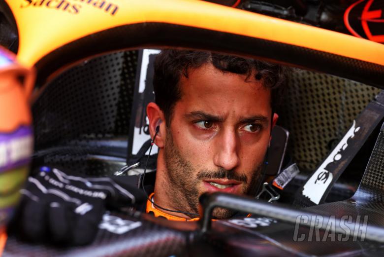 Daniel Ricciardo (AUS) McLaren MCL36. Formula 1 World Championship, Rd 21, Brazilian Grand Prix, Sao Paulo, Brazil, Race