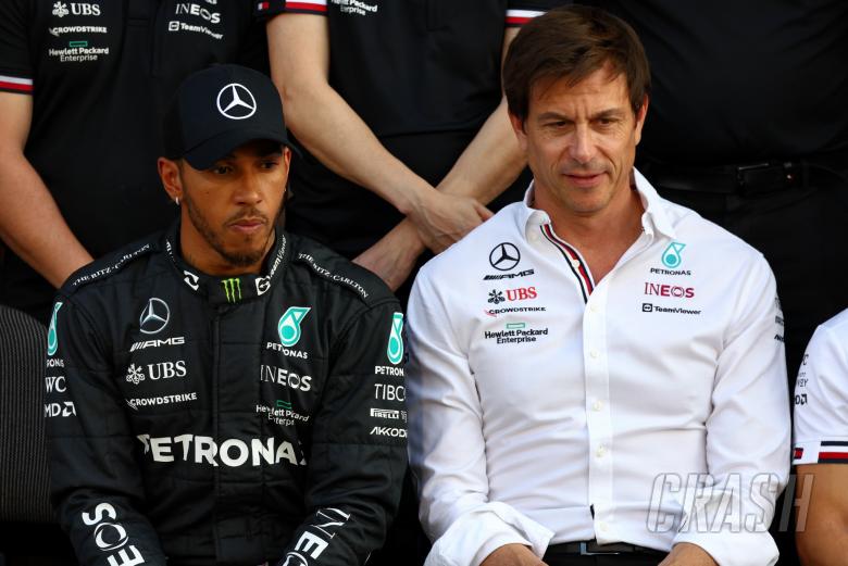 (L to R): Lewis Hamilton (GBR) Mercedes AMG F1 with Toto Wolff (GER) Mercedes AMG F1 Shareholder and Executive Director at a