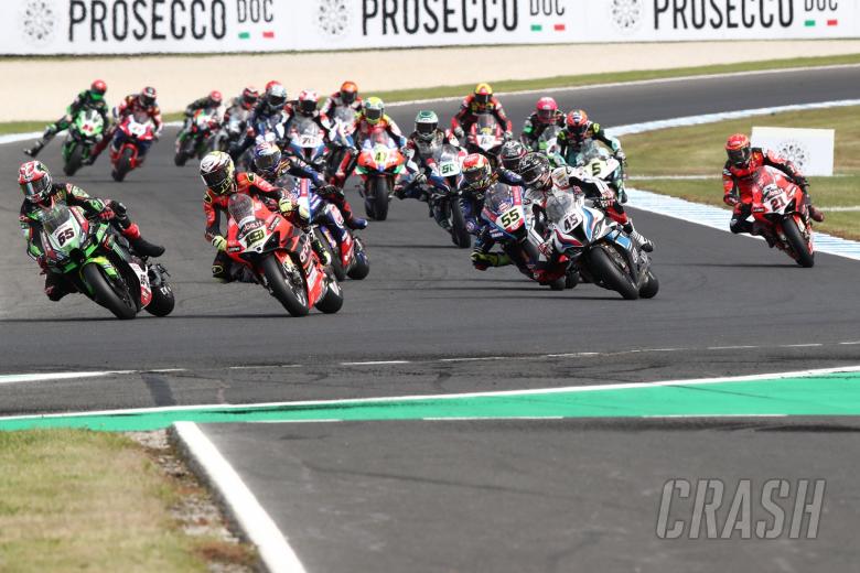 Jonathan Rea leads Race 2, Australian WorldSBK, 20 November