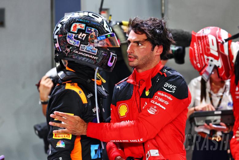 Carlos Sainz Jr (ESP) Ferrari (Right) celebrates his pole position with Lando Norris (GBR) McLaren in qualifying parc