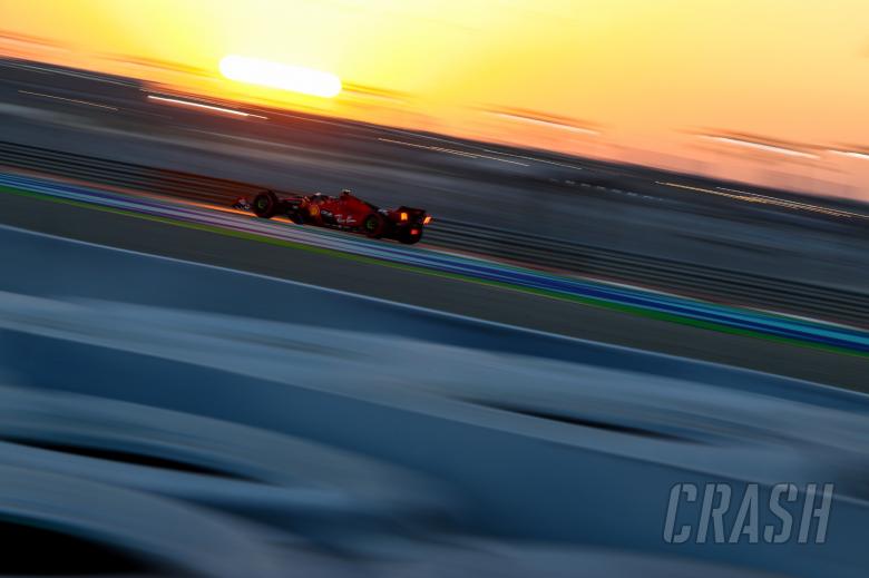 Carlos Sainz Jr (ESP), Scuderia Ferrari Formula 1 World Championship, Rd 18, Qatar Grand Prix, Doha, Qatar, Sprint Day.
-