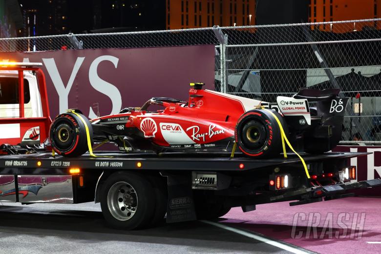 F1 Las Vegas Grand Prix: FOX5 drone gives a look at pit building, track  ahead of race