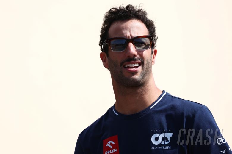 Daniel Ricciardo (AUS) AlphaTauri. Formula 1 World Championship, Rd 23, Abu Dhabi Grand Prix, Yas Marina Circuit, Abu