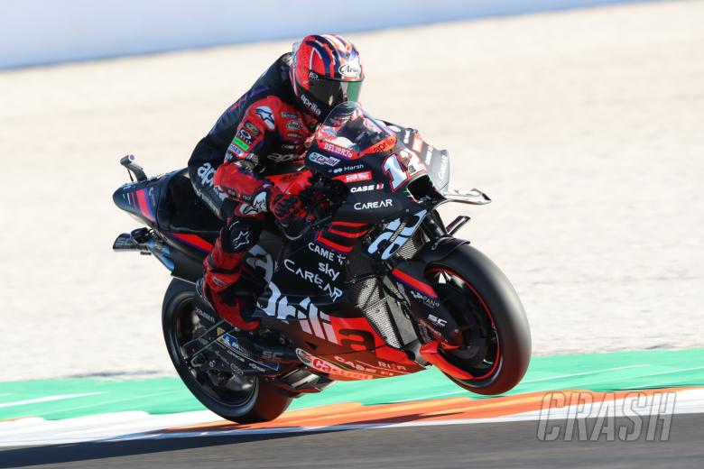 Valencia Motogp Maverick Vinales Take Pole With New Lap Record As