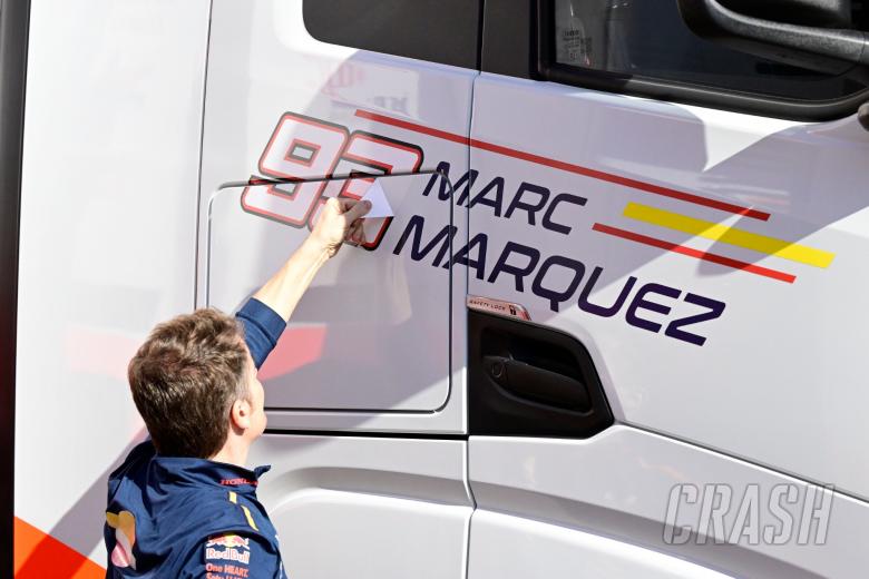 Repsol Honda peeling the Marc Marquez stickers off the truck, MotoGP, Valencia MotoGP test 27 November