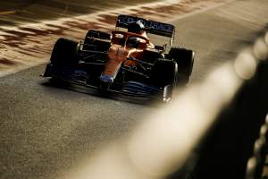 TAMPILAN PERTAMA: Lihat mobil baru McLaren MCL35M F1 bertenaga Mercedes di trek