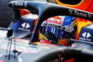Sergio Perez (MEX) Red Bull Racing RB18. Formula 1 World Championship, Rd 8, Azerbaijan Grand Prix, Baku Street Circuit,