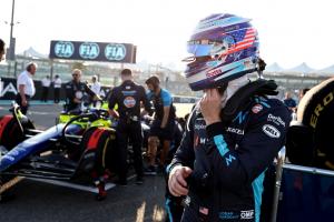 Logan Sargeant (USA) Williams Racing on the grid. Formula 1 World Championship, Rd 23, Abu Dhabi Grand Prix, Yas Marina