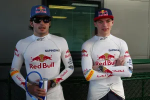 Sainz meragukan Verstappen memblokir langkah Red Bull F1