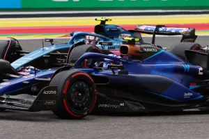 Logan Sargeant (USA) Williams Racing FW45 and Pierre Gasly (FRA) Alpine F1 Team A523. Formula 1 World Championship, Rd 13,
