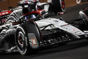 Daniel Ricciardo (AUS) AlphaTauri AT04. Formula 1 World Championship, Rd 22, Las Vegas Grand Prix, Las Vegas, Nevada, USA,