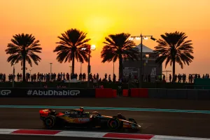 Lando Norris (GBR), McLaren F1 Team Formula 1 World Championship, Rd 23, Abu Dhabi Grand Prix, Yas Marina Circuit, Abu