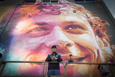 Valentino Rossi with mural, Valencia