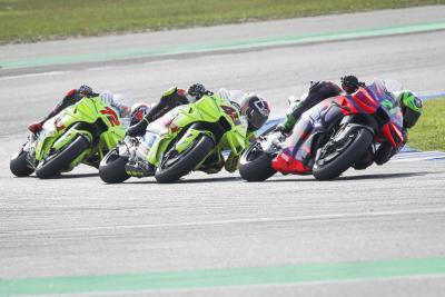 Franco Morbidelli leads Fabio Di Giannantonio, Marco Bezzecchi, 2024 MotoGP Thai Grand Prix. Credit: Gold and Goose.