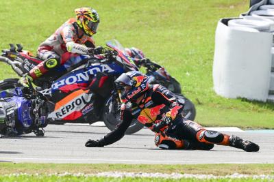 Crash in Malaysian MotoGP