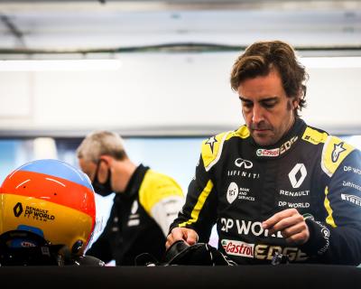 Renault F1 car ‘outperformed’ Fernando Alonso on testing return