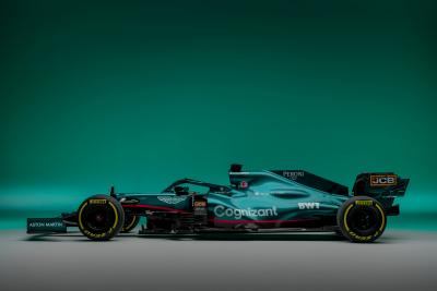 Aston Martin presents AMR21 challenger for new F1 era