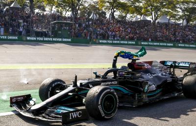 How Hamilton kept his F1 title hopes alive against the odds