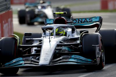 Hamilton Rencanakan Rapat Zoom untuk Selamatkan Musim Mercedes