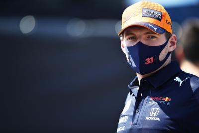 Hamilton-Verstappen Komentari Perindahan Staf Mercedes ke Red Bull