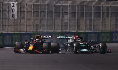 Hamilton: Verstappen’s moves “over the limit” in F1 Saudi GP