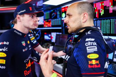 ‘It’s not qualifying’ - Verstappen and Lambiase’s latest radio tiff