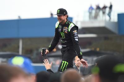 Petir tidak cocok untuk Kurt Busch di Daytona