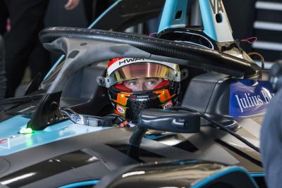 Pabrikan Mercedes menghubungkan kunci ke pindahan Formula E Vandoorne